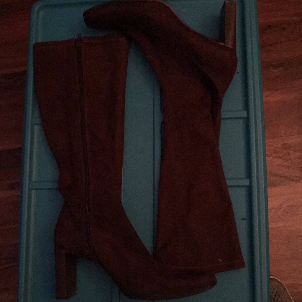 4 1/2 inch heel Suede brown boots